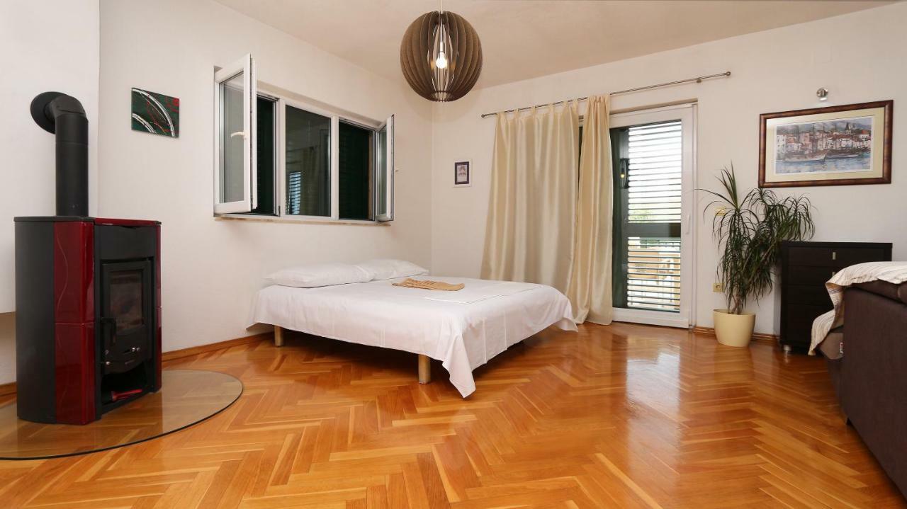 House Lipo Hotel Makarska Eksteriør billede