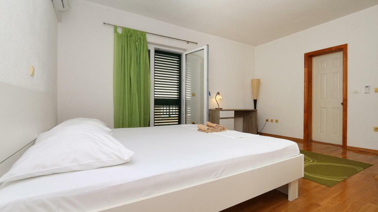 House Lipo Hotel Makarska Eksteriør billede